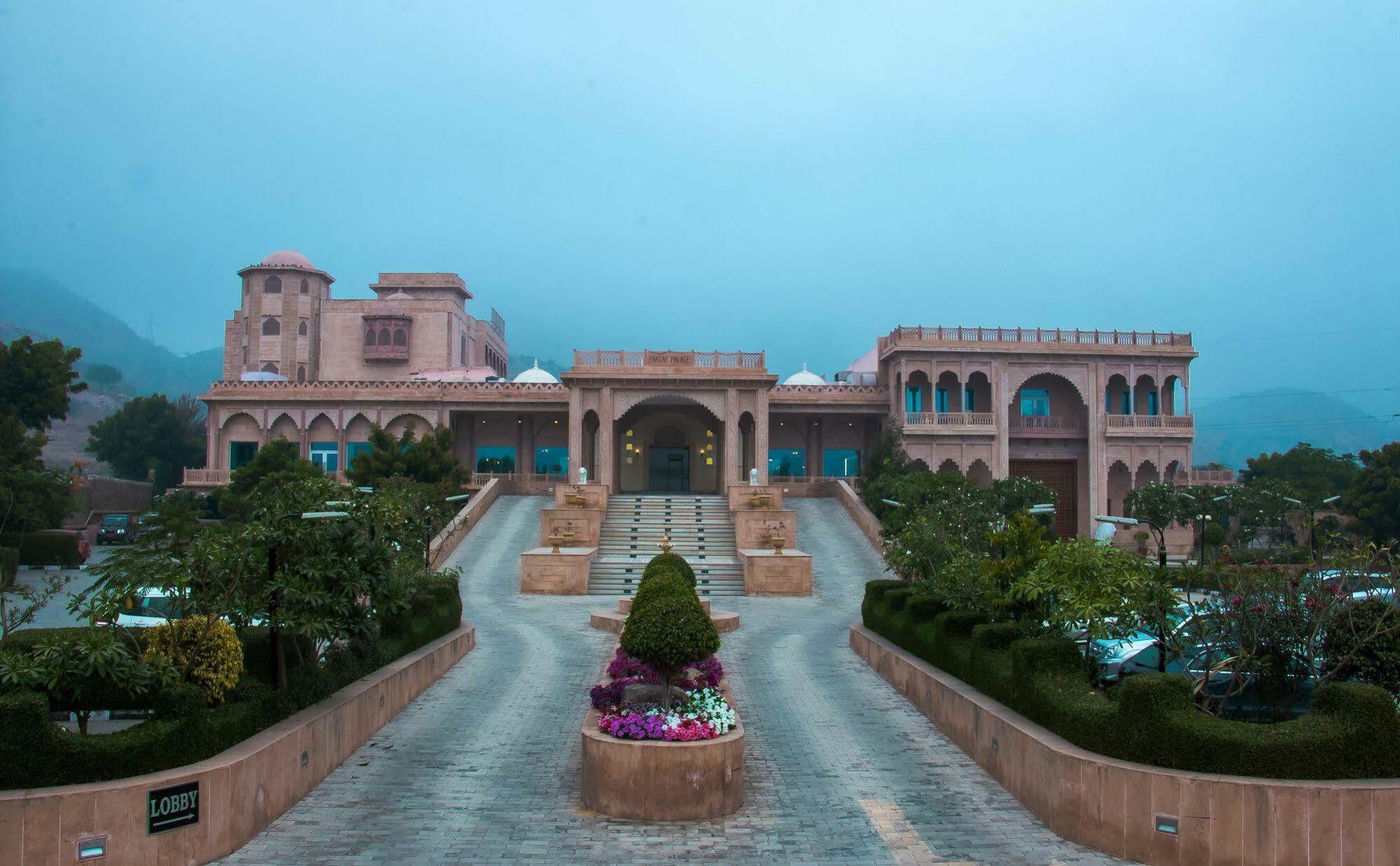 Pratap Mahal Pushkar Ihcl Seleqtion Hotel Buitenkant foto