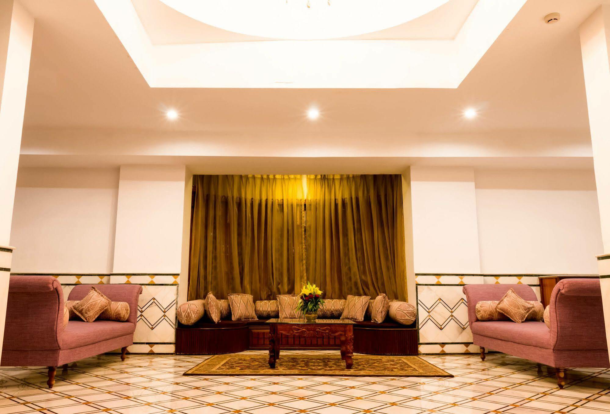 Pratap Mahal Pushkar Ihcl Seleqtion Hotel Buitenkant foto