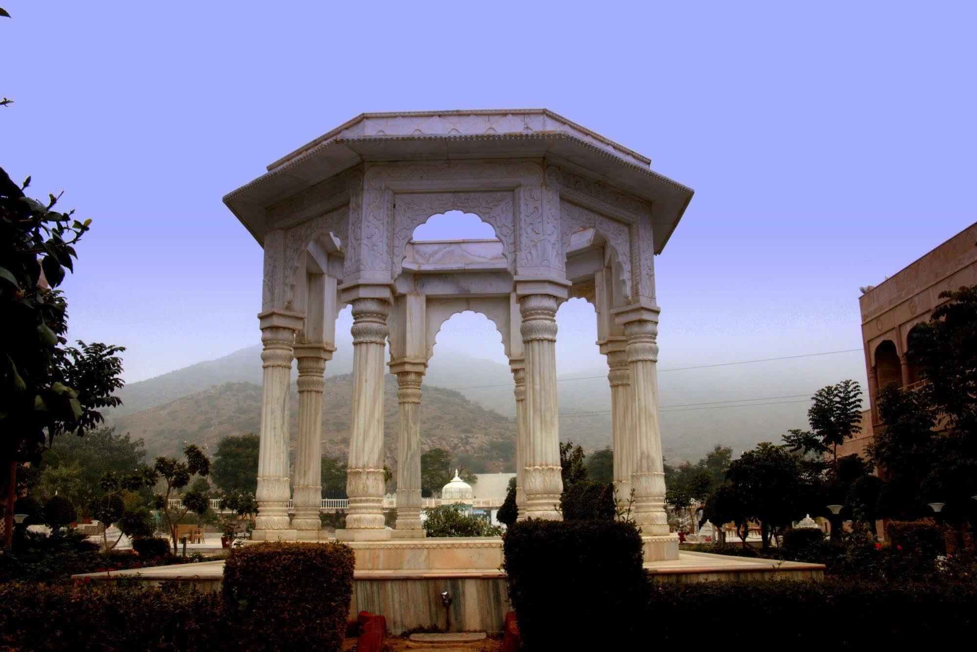 Pratap Mahal Pushkar Ihcl Seleqtion Hotel Buitenkant foto